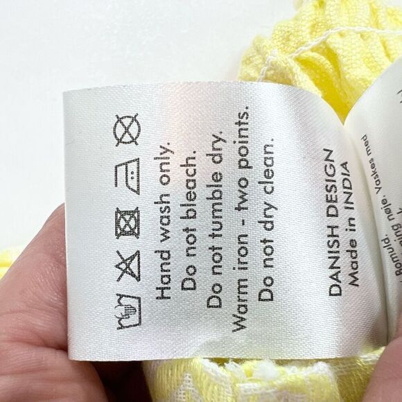 Summery Celine String Top Womens Medium Yellow Stiles Smocked String Straps NEW - Picture 8 of 12